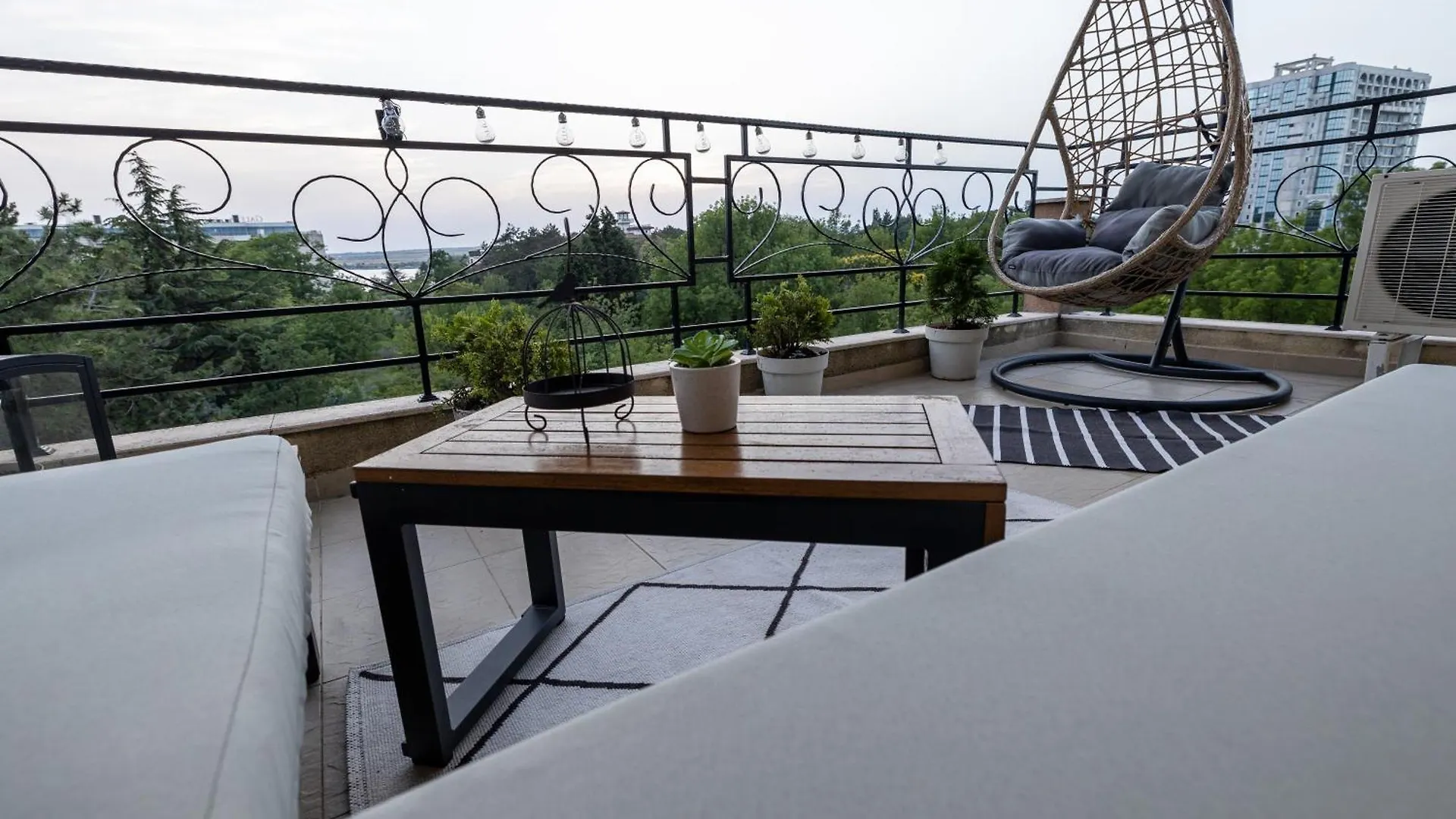 Pomorie Residence 0*,
