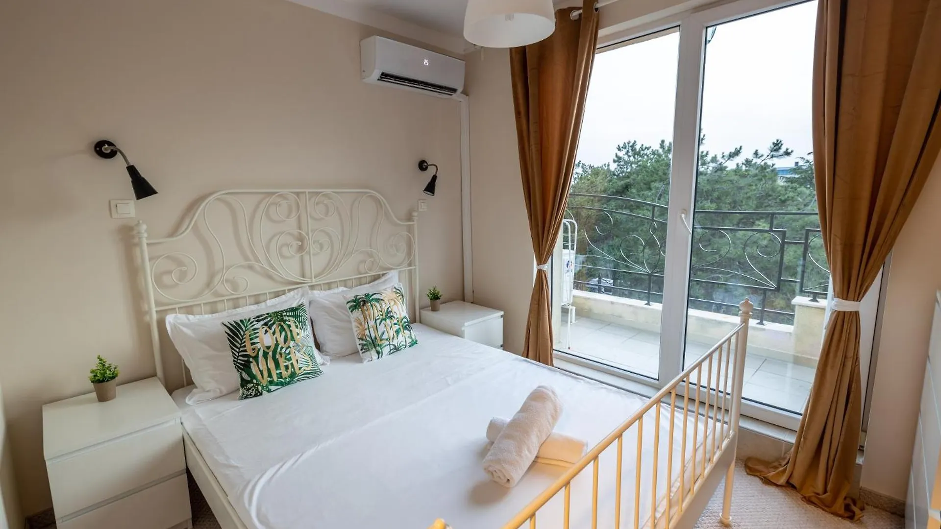 Pomorie Residence 0*,  Bulgaria